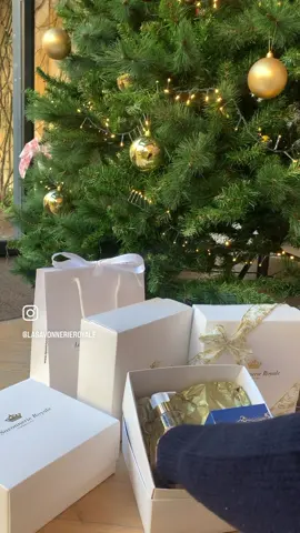 J-7 ✨ Avez-vous déjà fait vos cadeaux ? 🎄 #lasavonnerieroyale #versailles #noel2022 #versaillespalace #cadeauxdenoël #christmasgifts 