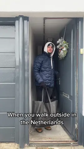 The weather hits different here ❄️🥶⚠️ #fy #foryou #foryoupage #fyp #marriedlifehumor #husbandwife #marriage #marriedlife #dunglish #dutchamerican #cold #watishetkoudhe #usa 