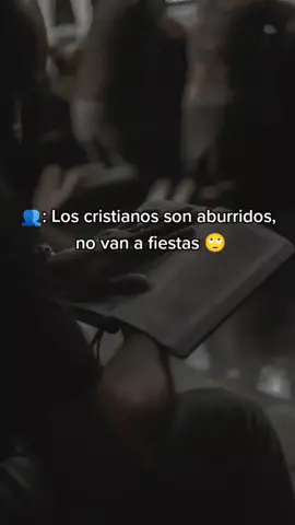 Nosotros nos gozamos en su presencia, no hace falta nada más que él para tener la fiesta más bella que existe🙌🏻♥️. #hagamosviralajesus #cristiano #oasisministry #redimi2 #generacion12 