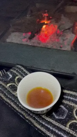 ليل الشتاء ماله سوى شبت النار