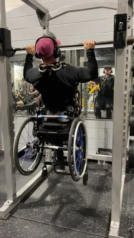 Pull ups in a wheelchair with a 45lb chain  #gym #GymTok #Fitness #fyp #wheelchair #paraplegic #strength #pullups 