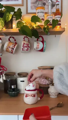 All the hot chocolates please & thank you 😌✨ #hotchocolatestation #aesthetic #christmasaesthetic 