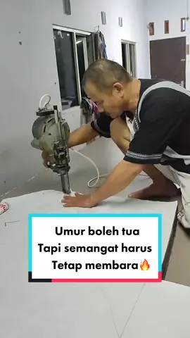 Usia hanyalah angka, namun kerja keras dan kreatifitas harus tetap membara. Sehat sehat terus buat orang orang hebat🥰 #tiktok1212megasale#tiktokshopindonesia#ibutiktokngereview #umurhanyasebuahangka #belanjaakhirtahun