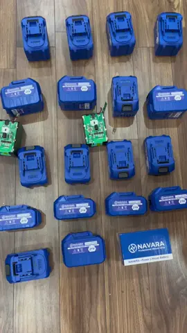 Pin navara dung lượng lớn dòng xả cao chân pin thông dụng. 10cell va 15 cell  #pin #pinphothong #pinnavara #pinmakita 