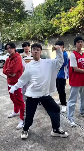 แผ่นเสียงมันกระตุ๊กกกกก !!!! - Follow us: Facebook / Twitter / Instagram / TikTok / Weibo:  @789TRAINEE - #MINthanakrit #HEARTchuthiwat #THAIchayanon #APOwachirakon #JUNGt #789TRAINEE 