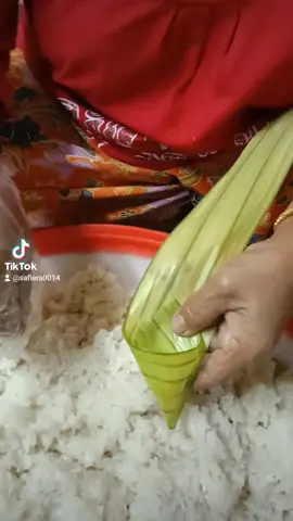 ketupat palas sedap di makan dgn rendang ayam...Kari daging#newbie affiliate