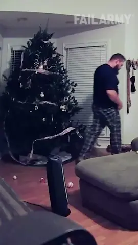 And to all a goodnight! 🎄💥#FailArmy..#christmastree #fail #funny #funnyfail