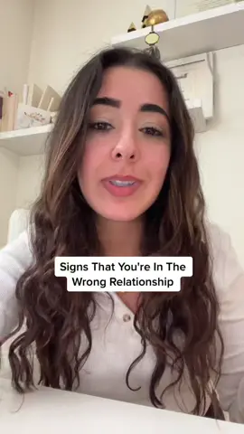 Signs that your probably in the wrong relationship #wrongrelationship #datingadvice #dating #fyp #relationships #advice #lessons 