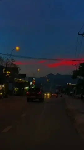 Phải tập quen khi những ký ức đó... #nhachaymoingay #lyrics #nhactamtrang #fyp 