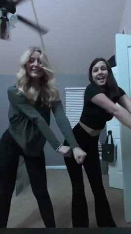 🪱🪱 @rachel.schrum 