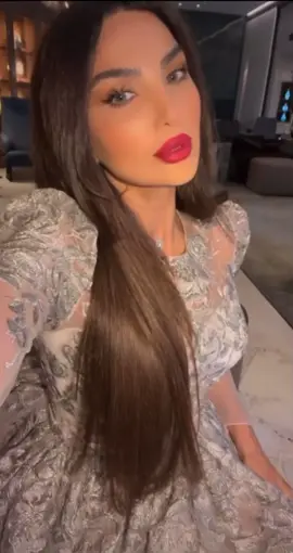 #SlurpeeRun #foryou #تركيا #لبنان #سوريا #السعودية #الامارات #الوطن العربي#بنات #جمال #mackup #dress #night #datenight  #Love #فوريو #foryoupage #trend #SlurpeeRun 