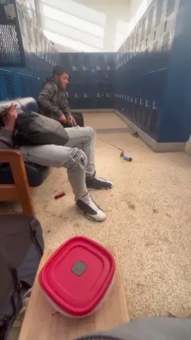 @MJfrmLA good ol times in the locker room #nice #football #fypシ #lockeroomchronicles 