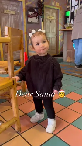 Dear Santa I promise I’m doing my best 🙃 #cutekids #cutenessoverload #dearsanta #imdoingmybest #isittoolatenowtosaysorry 