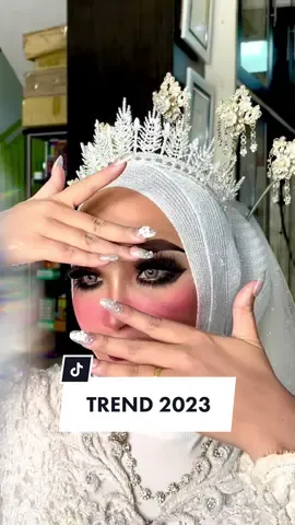 MAKEUP TREND 2023 YA KHAN! #makeup #makeover #makeupviral #mua 