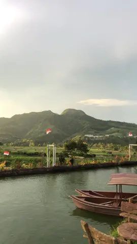 wes ndang kesini, wapik poll #cafesawahpujonkidul #kwb 