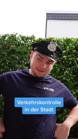 Polizeikontrolle in der Stadt 😂 #stadt #polizeikontrolle #verkehrskontrolle #polizei #stadtkind