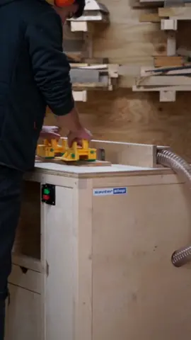 That's my router table ✌️ #workshop #furniture #beautiful #nature #selfmade #holzwerken #clean #architecture #satisfying #woodworking #diyprojects #diycrafts #DIY