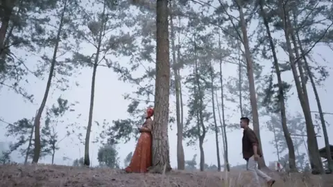 Frans feat. Fauzana - Panek di awak Kayo di urang #laguminang #laguminanghits
