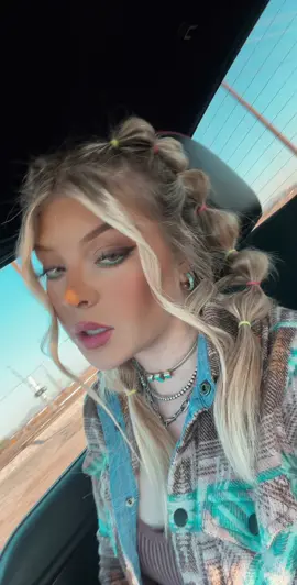 This songs been stuck in my head #western #westernfashion #az #cowgirl #hairstyle 
