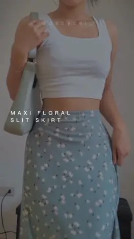 Maxi Floral Slit Skirt #maxifloralskirt #floralskirt #slitskirts #floralslitskirt #floralmidiskirt #skirts #longskirt #fyp #foryou #foryoupage #shoppingfeed #style #OOTD #fashion #tiktokfinds #affiliatemarking 