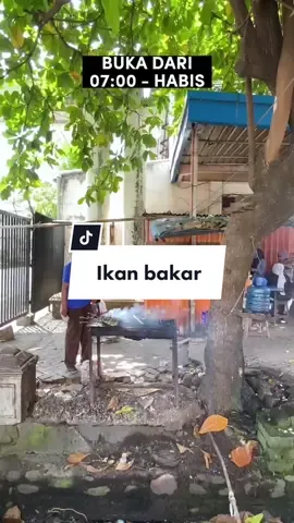 Bangun pagi karena joging❌ Bangun pagi demi ikan bakar✅ Hahaha deh enak ki. Wajib coba #makassar #makassartiktokers #makassarbosku #makassarinfo #makassarhits #makassartiktok #makassarcity #makassarfyp #kulinermakassar 