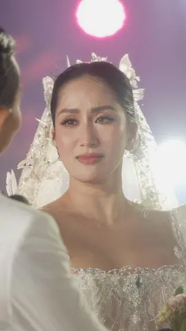 Anh thấy em khóc rất nhiều. Anh không muốn nhìn em khóc và anh hy vọng từ thời điểm này anh sẽ là một bờ vai vững chắc cho em... ❤️  #khanhthiphanhien 