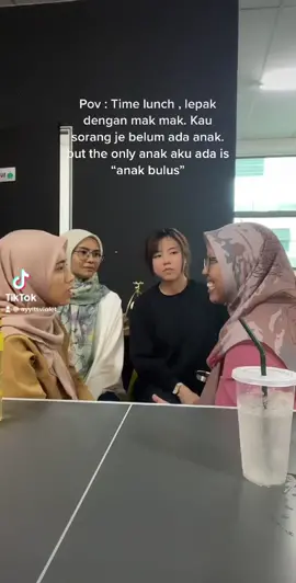 Kucing tu anak lah kan?