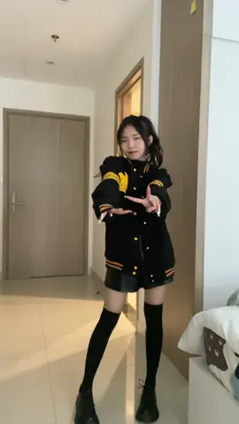 Lâu lâu mới thử mà cũng không tưởng  #aokhoac #lila #anvmedia #upbase #TTSXmasSale 