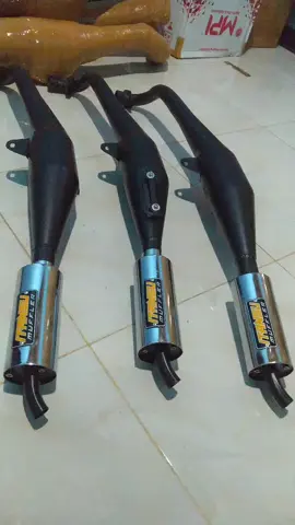 Knalpot Fizr Perut Hitam #f1zr110 #f1zrmania #f1zrlimitededition #f1zrmenolakpunah #f1zr_indonesia #f1zr #fizrjateng #fizrnihbos😁 #fizr_2stroke #fizrmania #fizrkalimantan #fizrmodifikasi #fizrindonesia #fizr #itansumuffler 