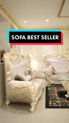 Semua percaya bahwa rumah harus memberikan kesan Elegan dan ini sofa terbaik untuk Anda 🛋 #wismaindahfurniture #sofaklasik #mebelsurabaya