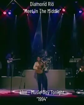 This song always put me in a good ass mood 🔥🎵♥️🤝 #diamondrio #meetinthemiddle #country #music #throwback #song #video #countrymusic #countrymusictiktoks #fyp #fypシ #foryou 