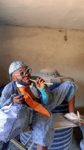 If no be EFCC wetin be Benz wey I no fit buy #charlesifeco #viral #christmas #efcc 