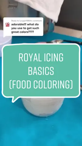 Replying to @lucygirl1969 #royalicingcookies #foodcoloring #royalicingtips #cookies #christmascookies #royalicing #royalicingcookie #HolidayOREOke 