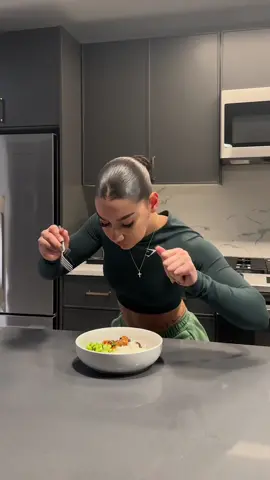 Teriyaki salmon bowl💚 recipe on IG