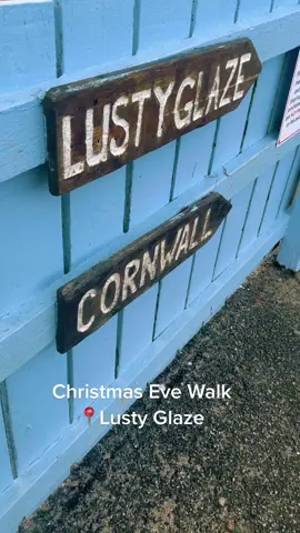 LUSTY GLAZE - getting some sea air on Christmas Eve #newquay #christmaseve #walk #coastwalk #amazingcornwall 