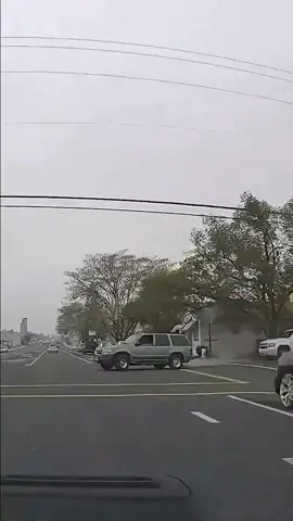 #cars #fyp #car #idiot #stupid #driving