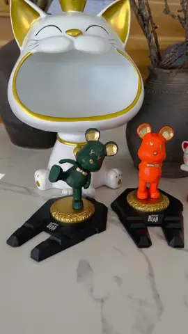 Mèo đựng kẹo vv , giá đợ điện thoại siêu cute e sẵn .#mèothantai 