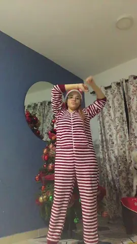 FELIZ NAVIDAD 🎄🎄 #fyp #trend #audio #xyzbca #tiktok #feliznavidad #navidadentiktok #navidad #CreandoParaAyudar #trending #viral #parati #masflow #pijama #parati #danceinthefloor 