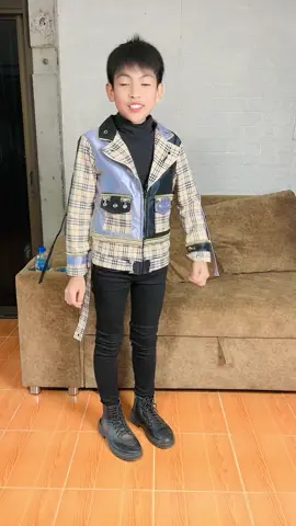 เปิดตัวหมอลำตัวน้อย ถ้ารู้จักผมแล้ว 🎬🕺🏻📸🔥#น้องนาวาพ่อโจ้ #โจโจ้สุราษฏร์ #เอาขึ้นหน้าฟีดที 