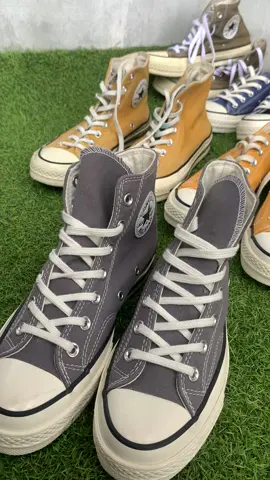 Converse Allstar 70s Grey size 37.5 ( 24cm ) Kondisi Terbaik!! Jangan Lupa Follow IG: Karmaponts #fyp #fypシ #sepatusecondoriginal #SarimiIsi2LebihEnakBray #sepatumurah #sepatuallstarmurah #sepatuallstarconverse   Untuk Update Stock Terbaru.