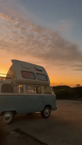 A night by the sea 🌙🚎