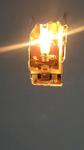 old houses have the craziest shit. #ReasonForBooking #CODSquadUp #contractorlife #tradesman #electrical #electricianlife #electrician #oldhousetiktok #houserenovation #farmhouse #indicator #electricalsafety #electricitygame 