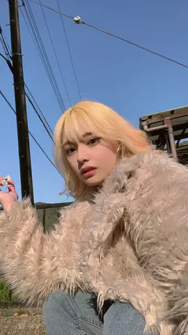 親しいストーリーに載ってるクラブに君以上のgirlなんていないだって