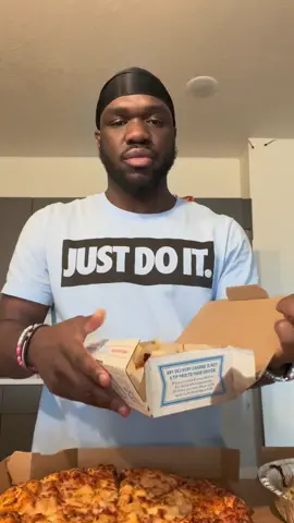 PIZZZA for the night #foodtiktok #foodasmr #Food #mukbang #viralvideo #fypシ #fyp #viral #eat #chicken #nike #justdoit #dominos 