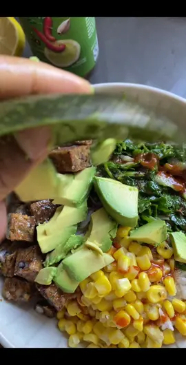 Try this #Southwest #Italian bowl recipe using @Gardein black bean patties. #Sogood! #healthyrecipes #veganrecipes #veganfood #simplemeals #bowlrecipe #cooking #healthymeals #mealprep