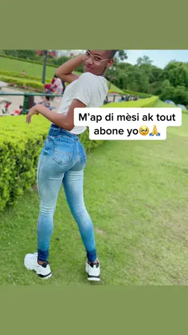 San nou, mwen paka avanse. I love we guys🫶😘 #tiktokhaitienne🇭🇹🇭🇹 #beautecreole😚🥰🇭🇹 #sexy😍🤤😍 #fyp #lanmou ❤️