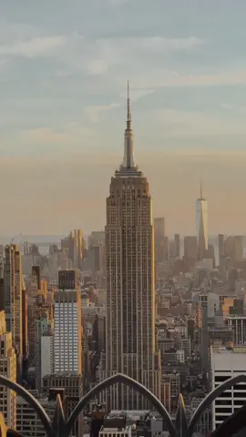 I still think about this view daily— @topoftherocknyc  shot on iphone 13 pro max 4k at 30fps #ethanbarberco #topoftherock #empirestatebuilding #newyorkcity #newyorkphotographer @Empire State Building 