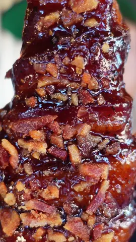 It’s #NationalBaconDay so why not Bacon wrap Bacon then sprinkled w/ more Bacon? Smoked @ 250 for about 3-4 hrs or until probe slides right in like melted butter. #bacon #KAYKissCountdown #tftibbq #baconwrapped 