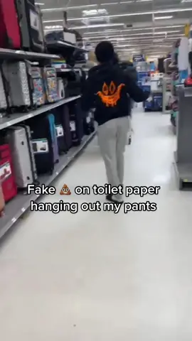 Why was she scared ? 😂 #malcgoated #fypシ #prank #funny 