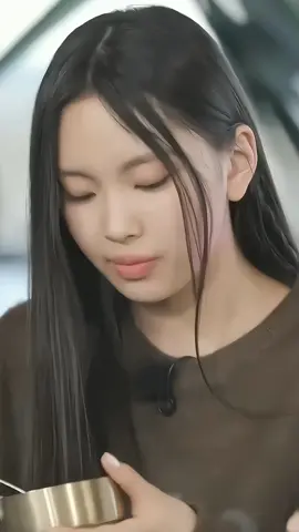 ˗ˏˋ꒰ 🍚 ꒱ ᠻꪖꪀᥴꪖꪑ -‘๑’- #hyein #newjeans #eatingfancam #kpop #idol #fyp 